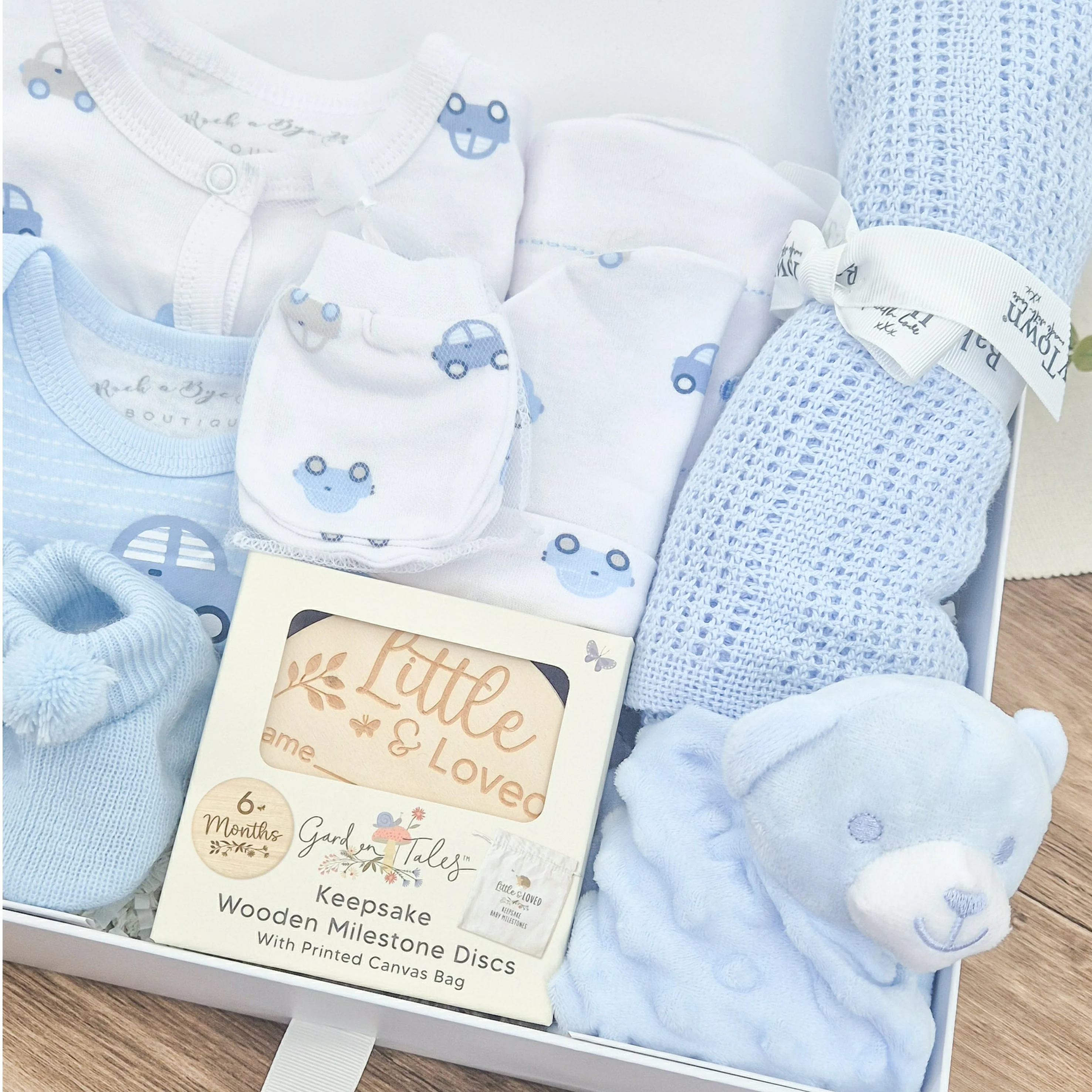 Boys Blue Luxury Gift Hamper Set - Image 3