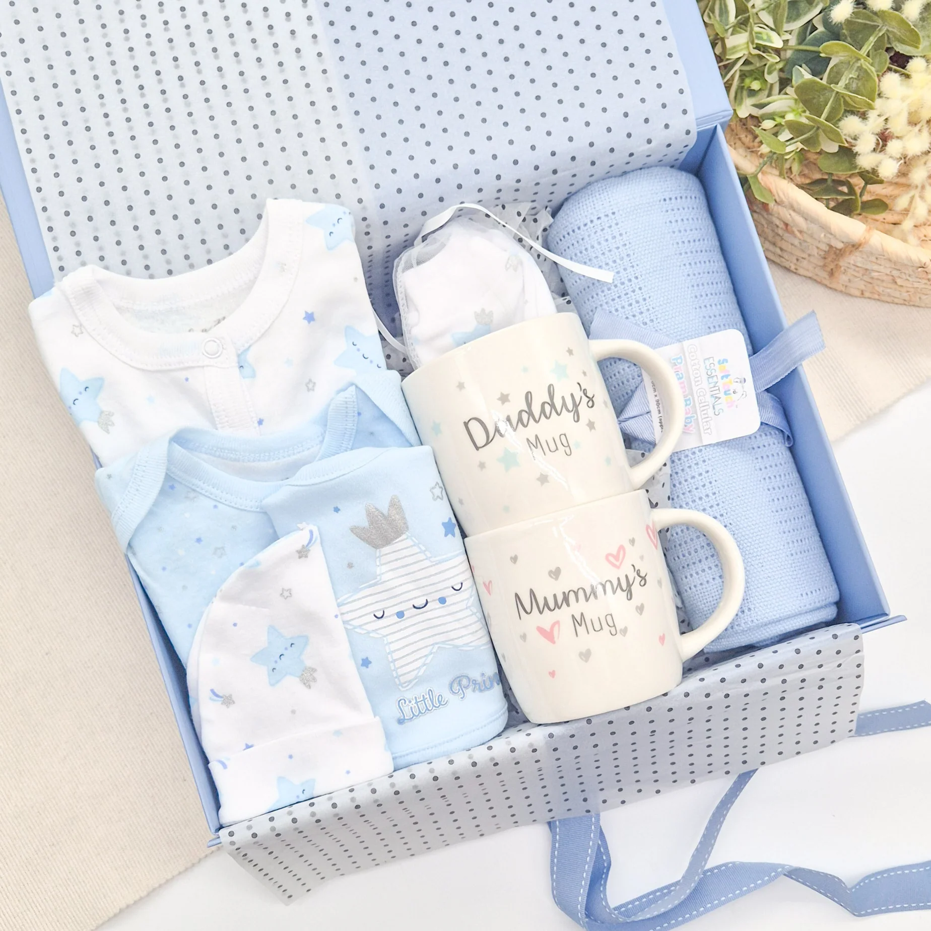 Boys Blue Stars & Mugs Luxury Gift Hamper Set