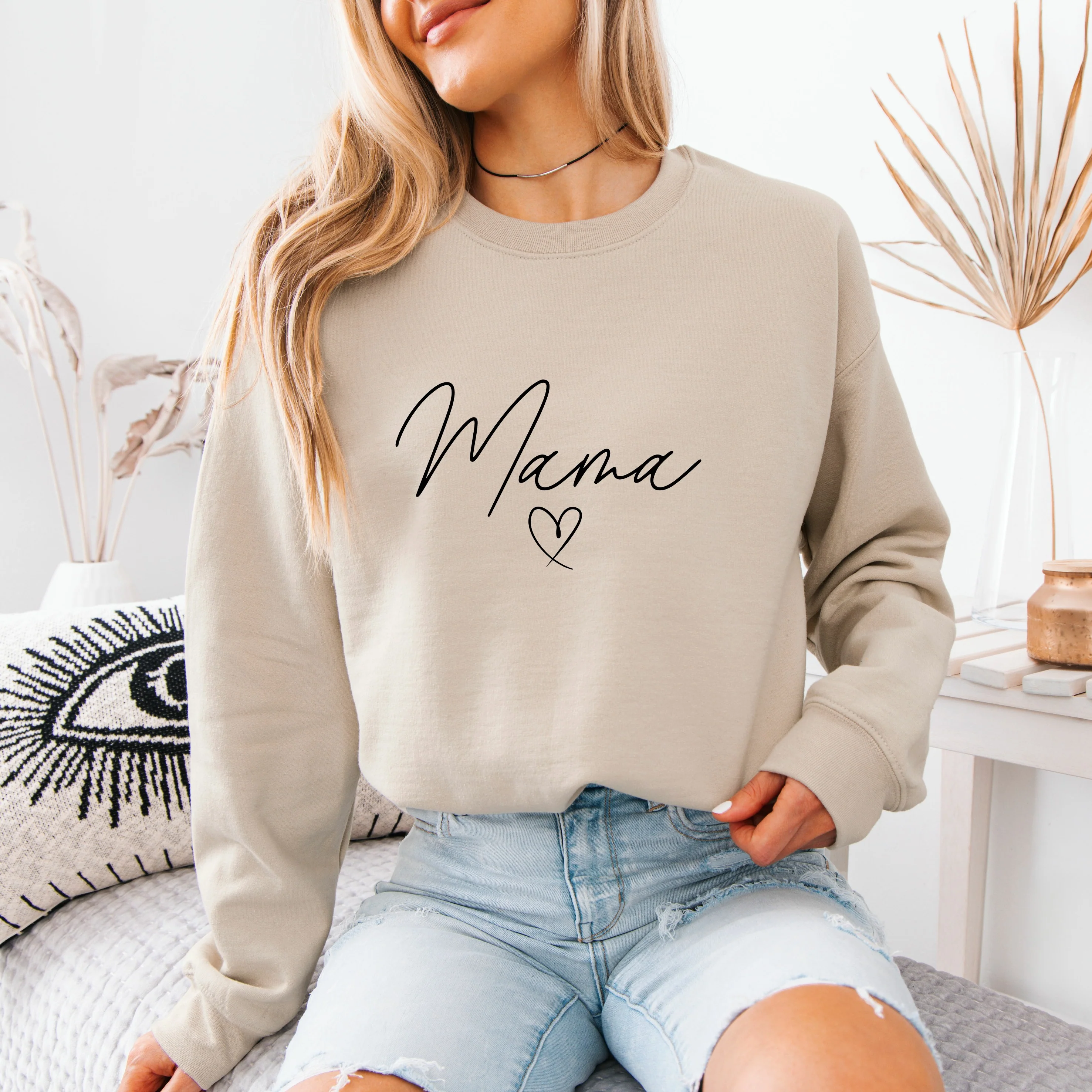 Mama Heart Beige Sweatshirt - Image 2