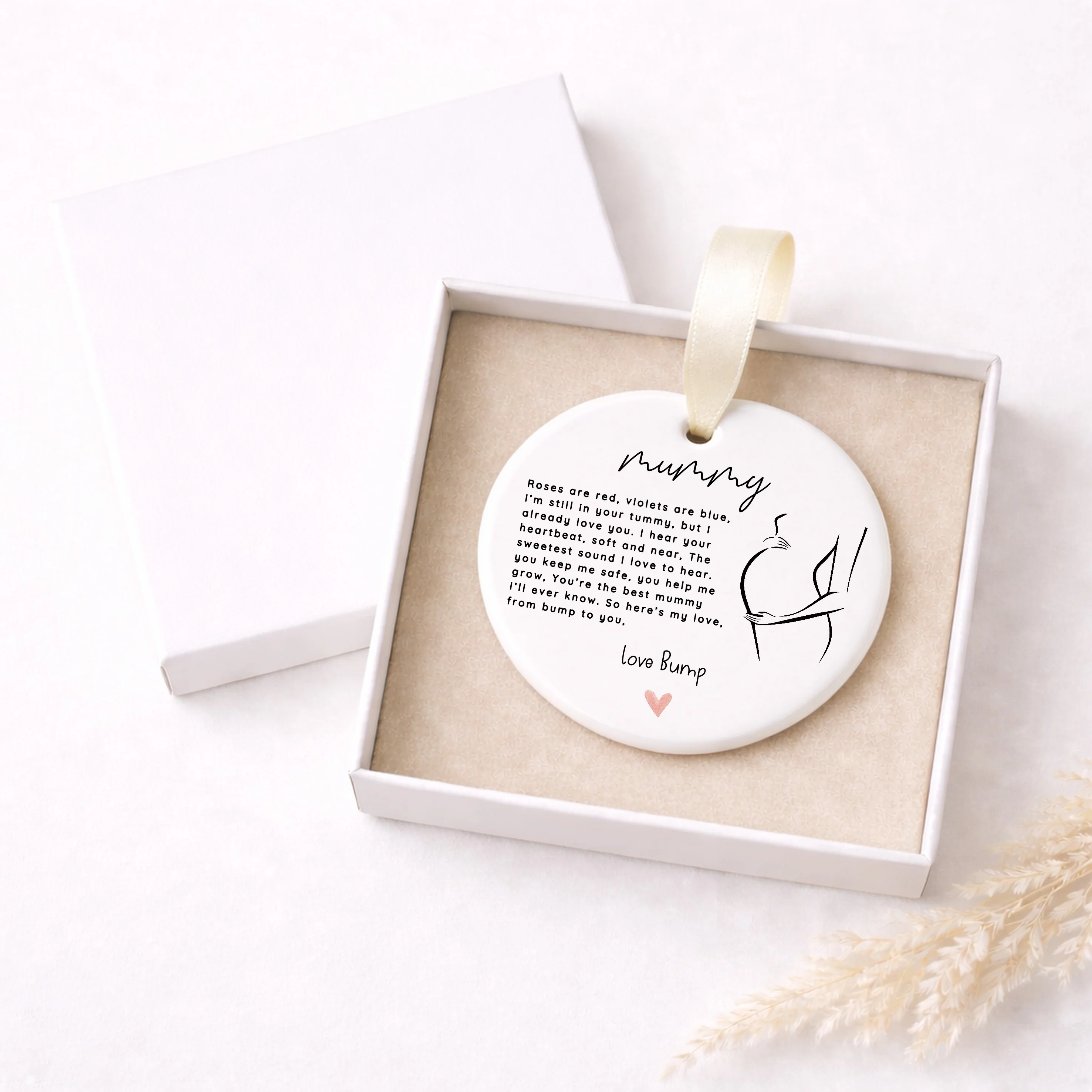 Mummy To Be Love Bump Ceramic Ornament - Image 2