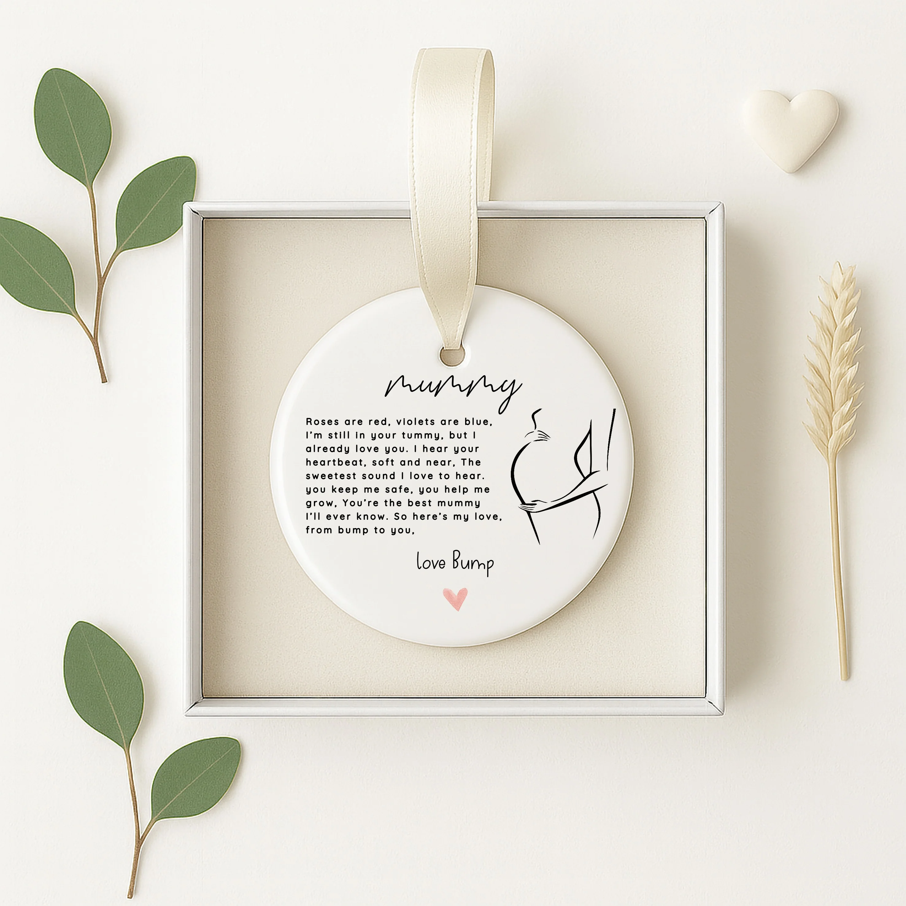 Mummy To Be Love Bump Ceramic Ornament - Image 4