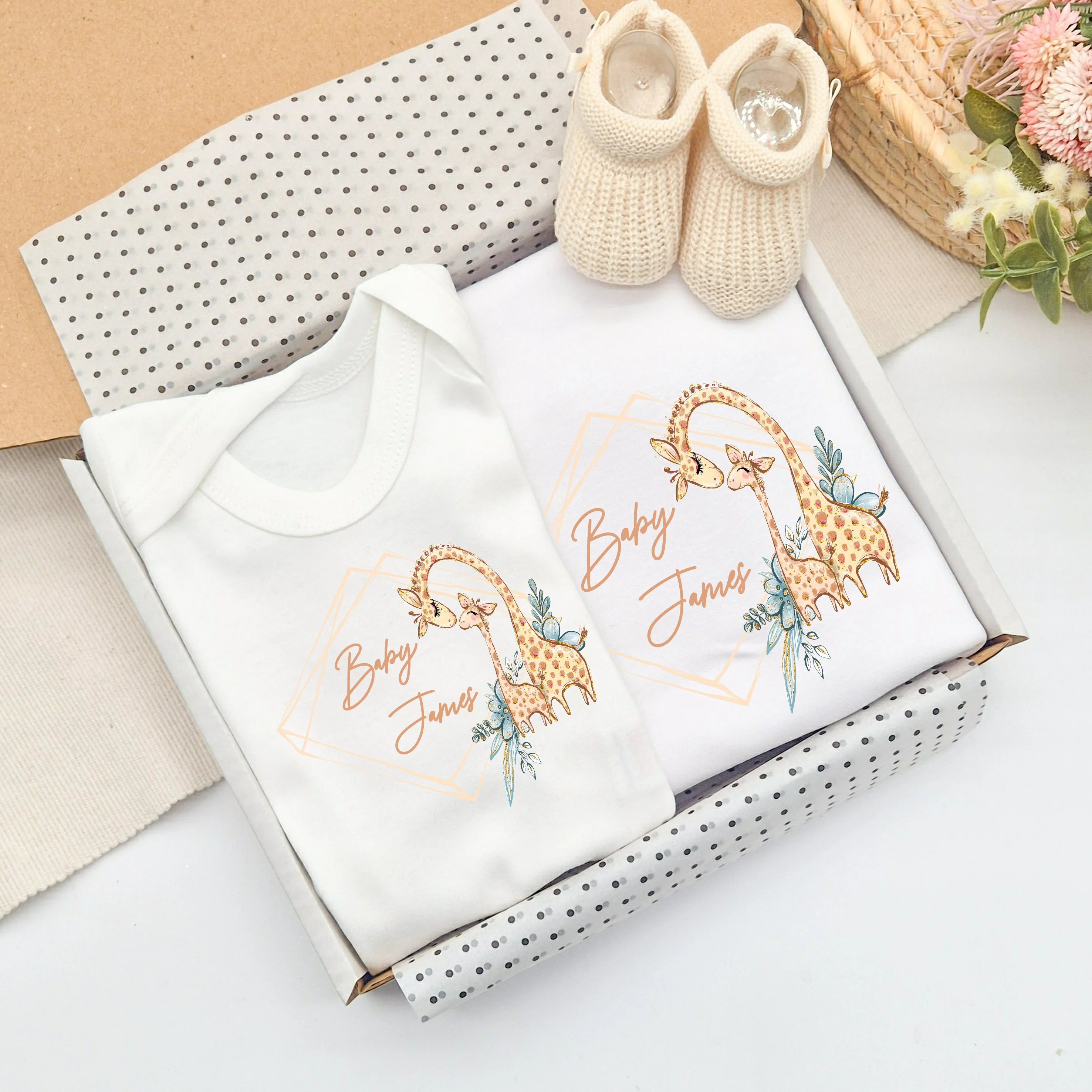 Personalied Giraffe Wreath Baby Vest & Blanket Gift Set