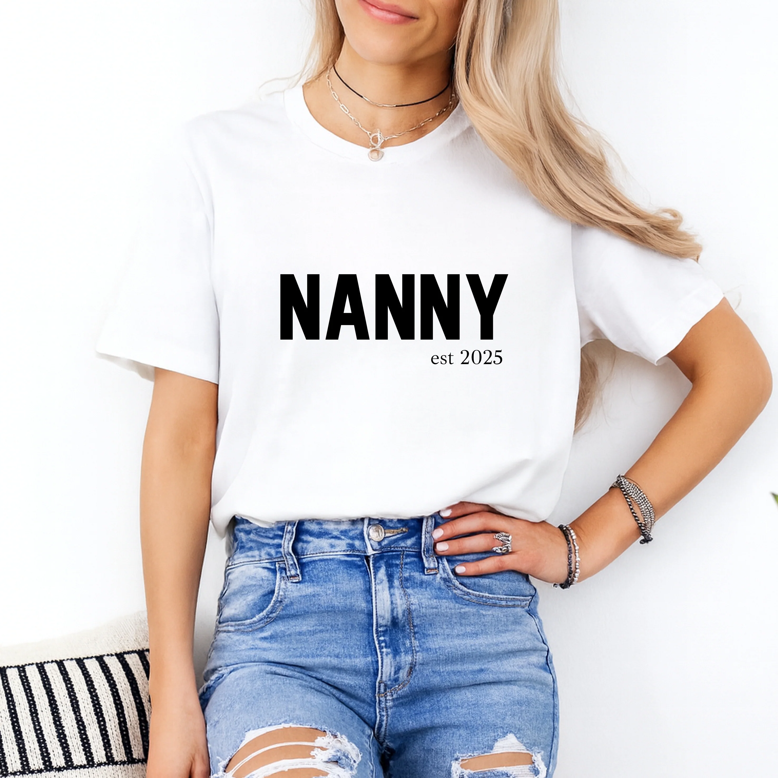 Personalised Nanny Est T-shirt - Image 3