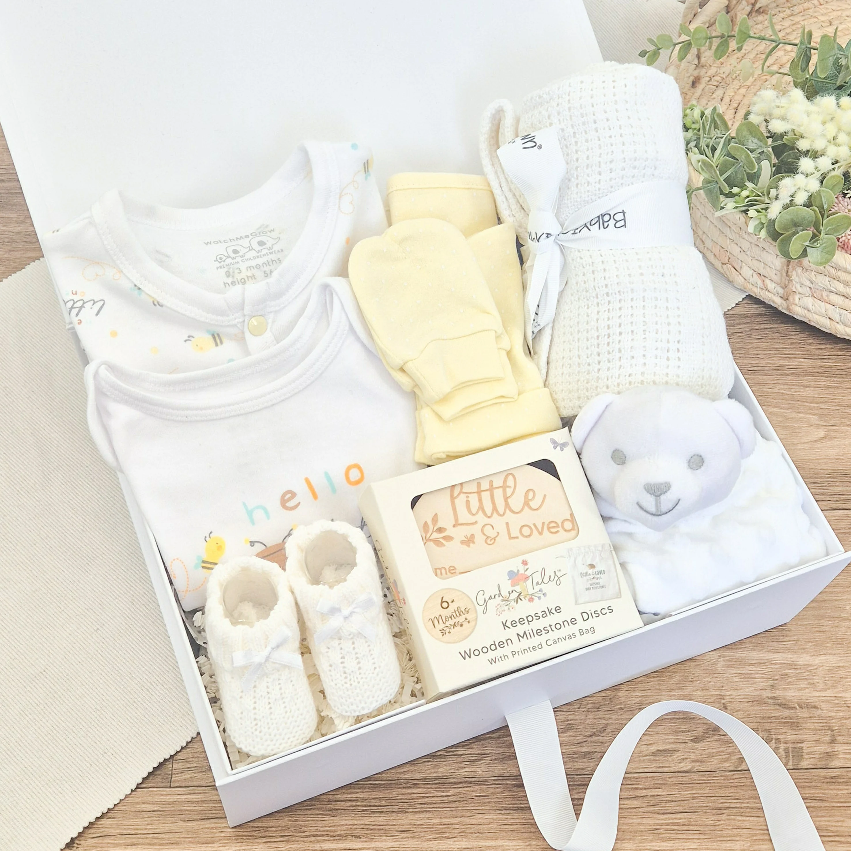 Unisex Bumble Bee Luxury Gift Hamper Set